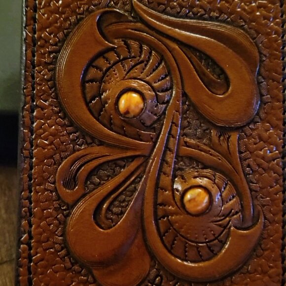 Leather Inlay with Orange Mohave Turquoise and Orange Stingray--- Card Holder - Picture 3 of 7